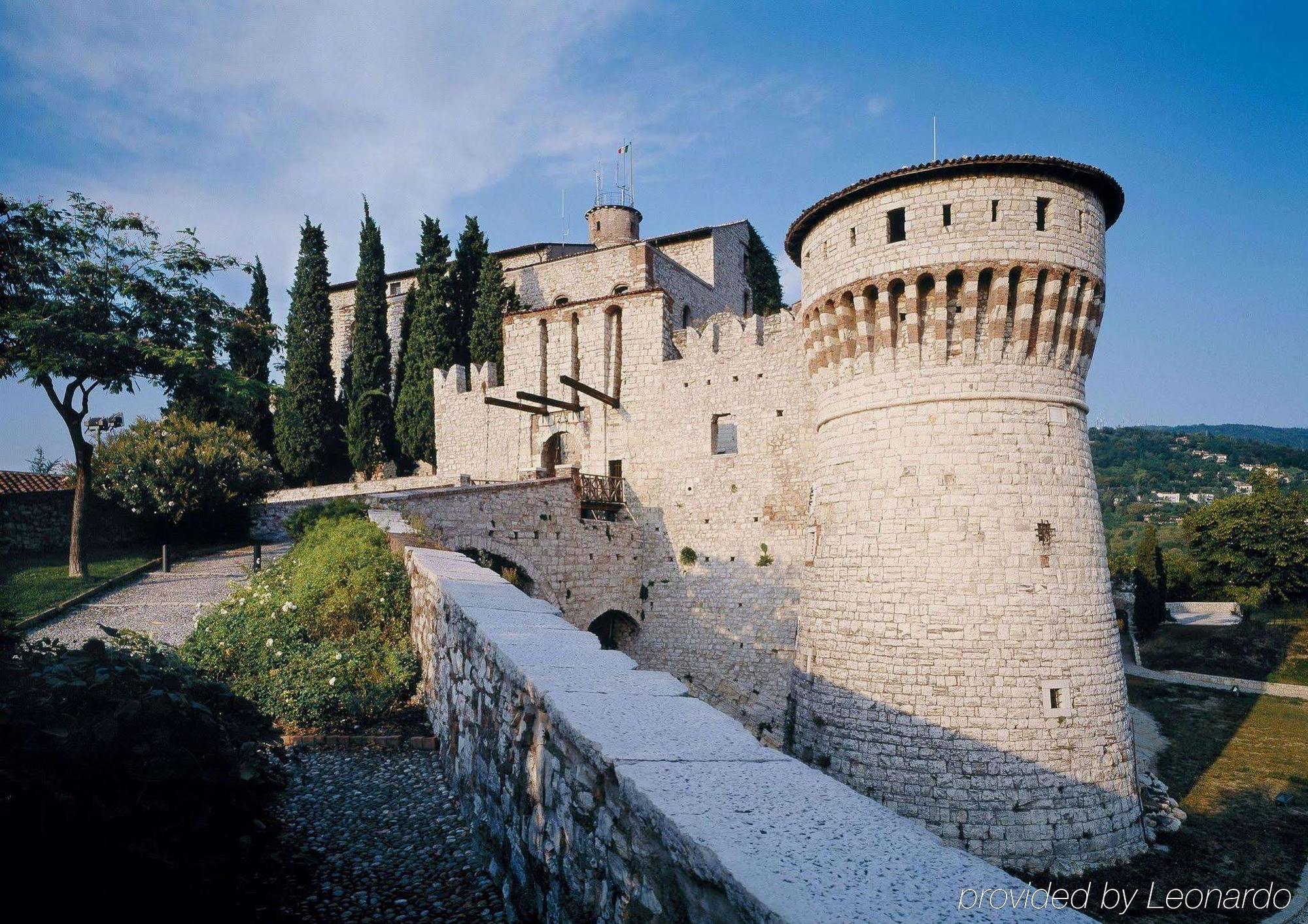 Hotel Ambasciatori Brescia Exterior photo